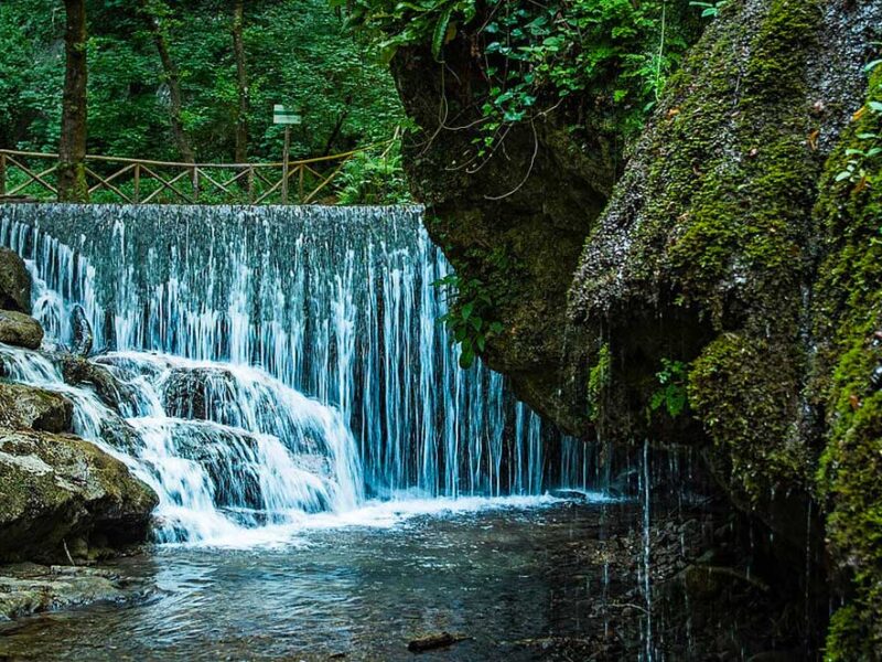 valle_delle_ferriere valle_delle_ferriere